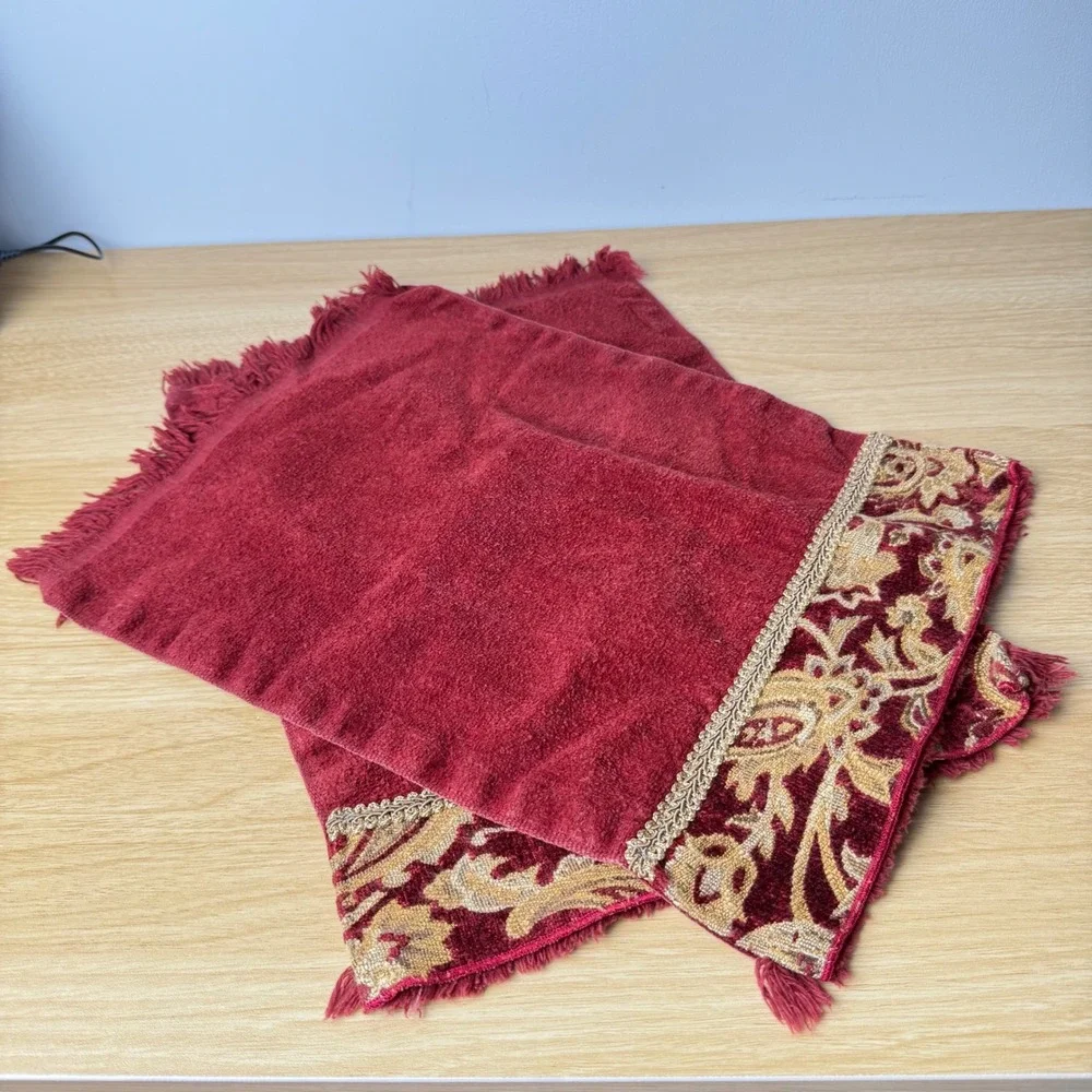 2 Avanti Burgundy Gold Hand‎ Towels Floral Embroidery Elegant Regencycore Ornate